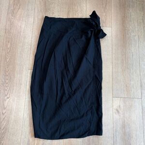 H&M Black Wrap Midi Skirt Women’s Size M Tie Waist High Rise 100% Cotton